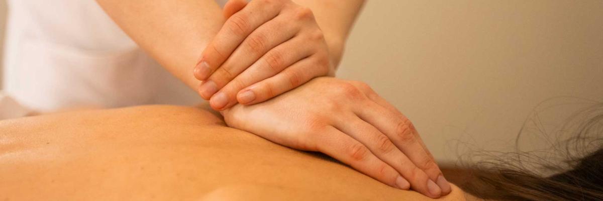 Fisioterapia integrativa en el tratamiento de contracturas emocionales: más allá del masaje